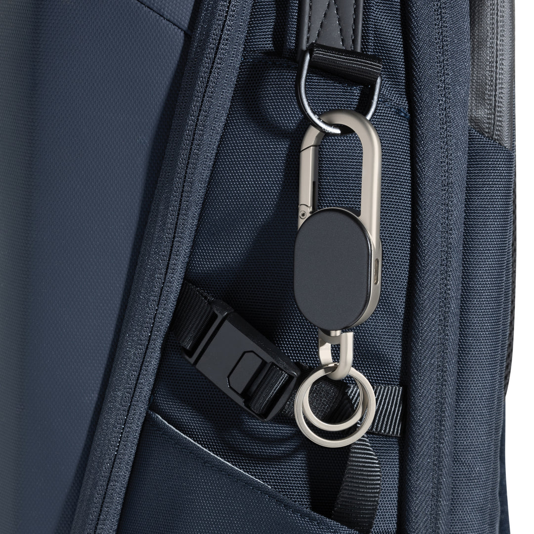 Keyfinder Dual on a backpack
