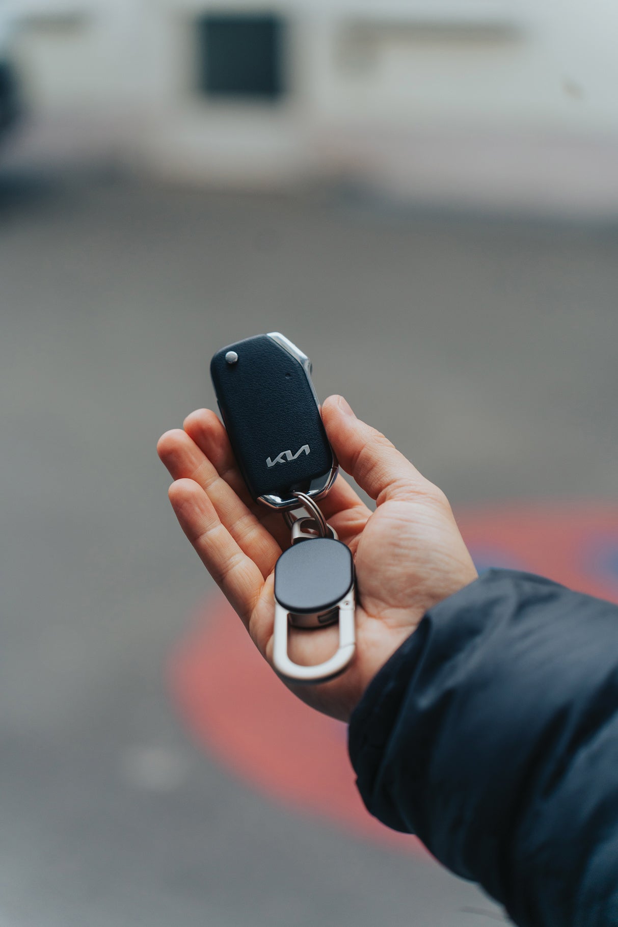 Keyfinder Dual carried on keys