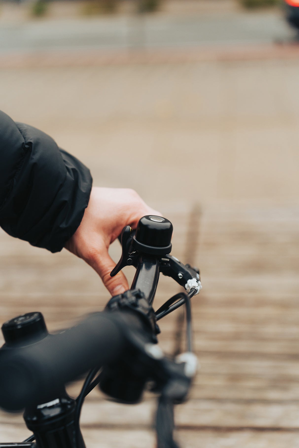 Bike finder Dual in use